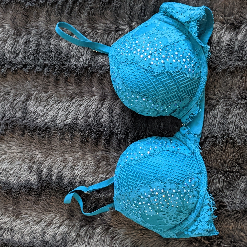 Victoria Secret extreme pushup bra, 34B, green/blue, new